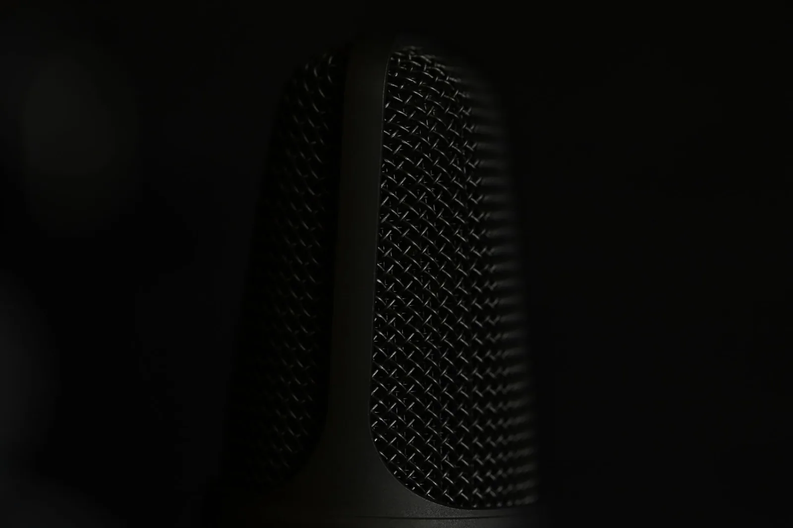 Singer during a biomechanical voice lesson in Mexico City